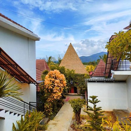 לבואן באג'ו Exotic Komodo Hotel מראה חיצוני תמונה