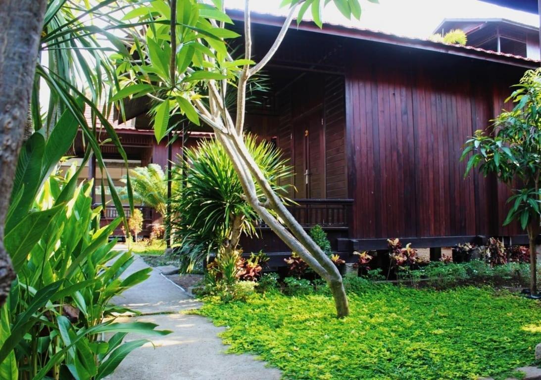 לבואן באג'ו Exotic Komodo Hotel מראה חיצוני תמונה