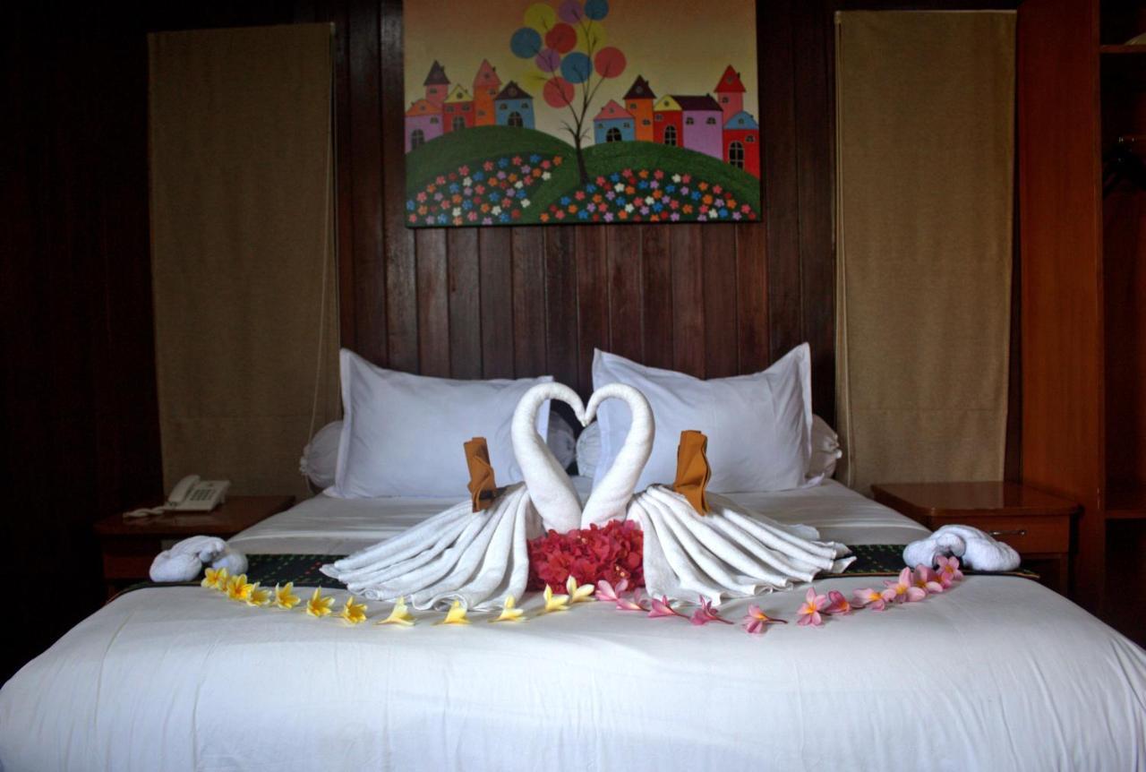 לבואן באג'ו Exotic Komodo Hotel מראה חיצוני תמונה